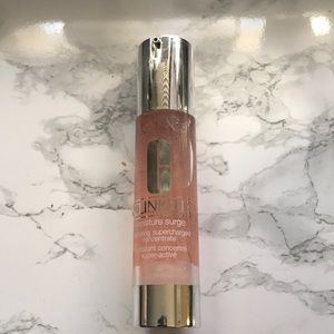 Clinique Moisture Surge serum